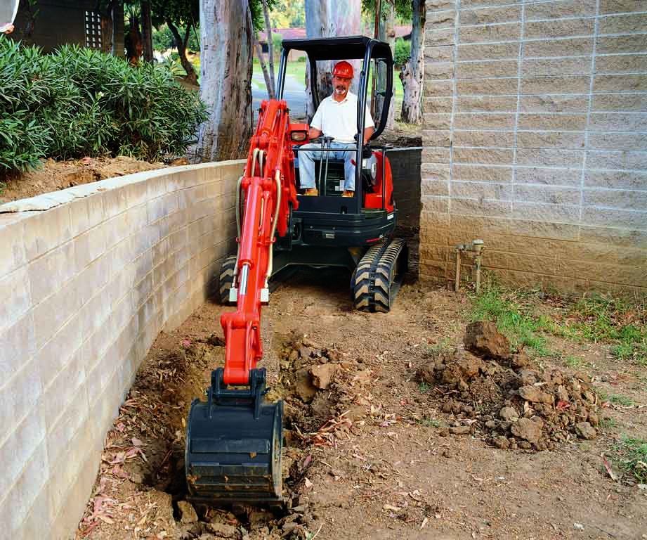 narrow access earthmoving